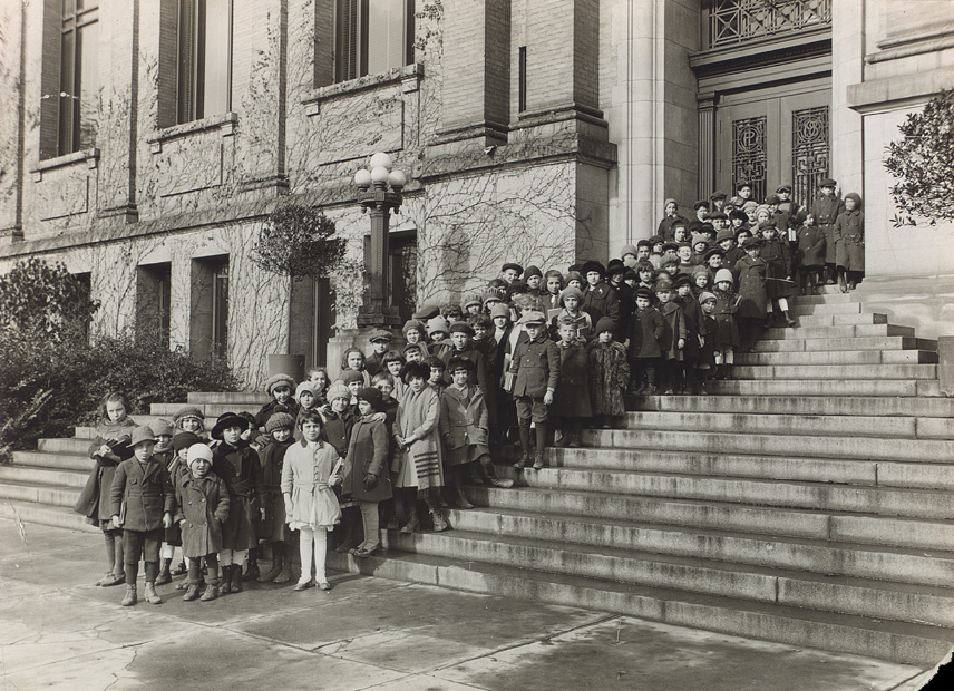 Waiting for the story hour, Central Library, College and St. George streets, about 1921