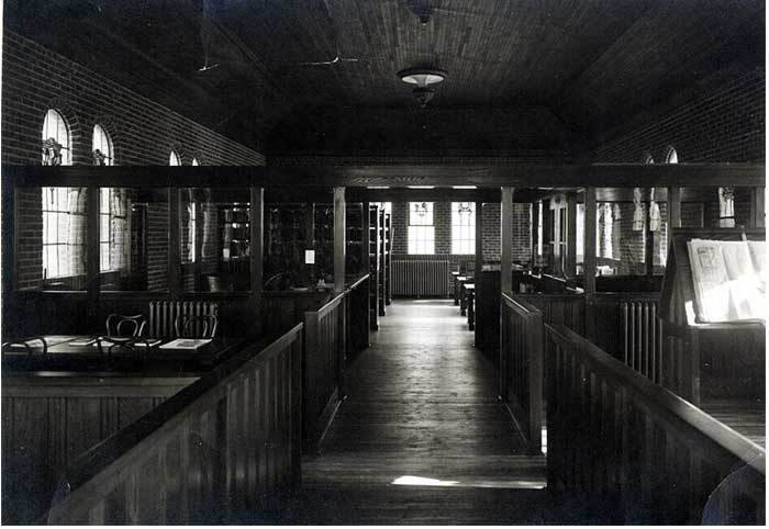 General Reading/Newspaper Room and Library, looking west, 1915?